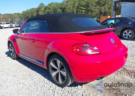 2013 Volkswagen Beetle 2.0T z USA, uszkodzony, nr VIN 3VW7A7AT0DM815375